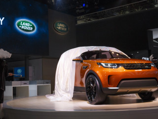 ShowTex AutoReveal 300 for Land Rover at Beijing Motor Show