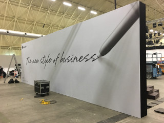 ShowTex Filled Cloth, HiSpeed RollUp, AV Drop, EasyDrape, Molton for Huawei Matebook launch