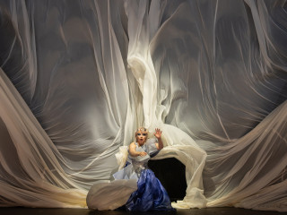ShowTex HiSpeed Reveal and Voile CS for Cirque du Soleil - Alizé