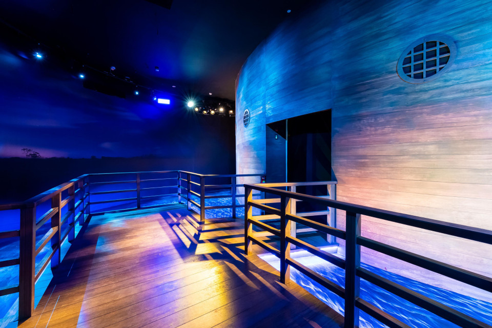 Bicentennial Experience Singapore - Gobelintulle - gauze - projection - acoustic textiles