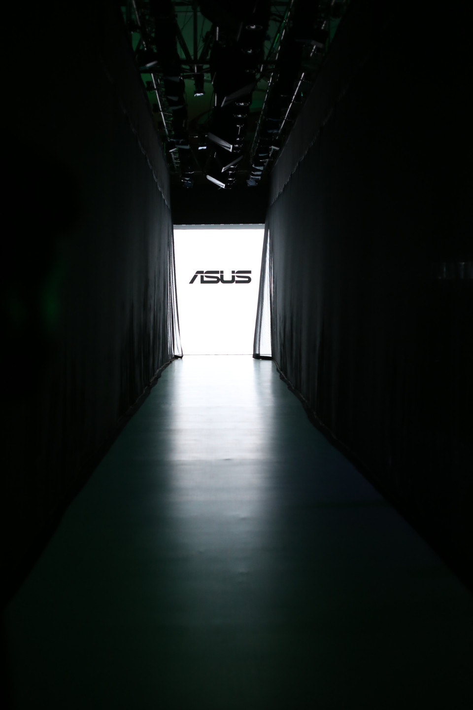 ShowTex GobelinTulle for Asus Z3nvolution launch