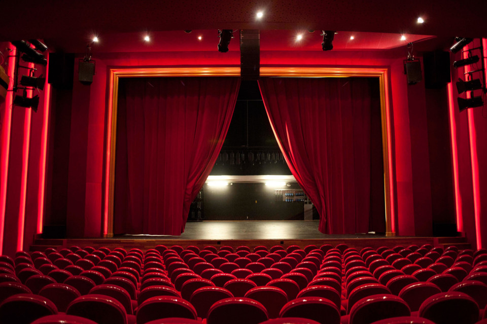 ShowTex Velours Gaudi, Wool Serge Panne, GobelinTulle, Filled Cloth, Molton for DeLaMar Theatre