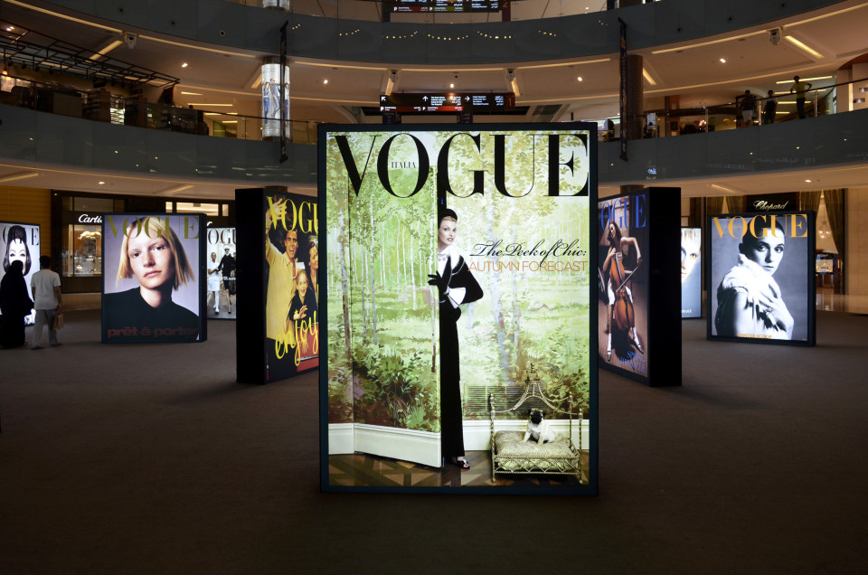 Printed ShowTex light cubes for 25 years Vogue
