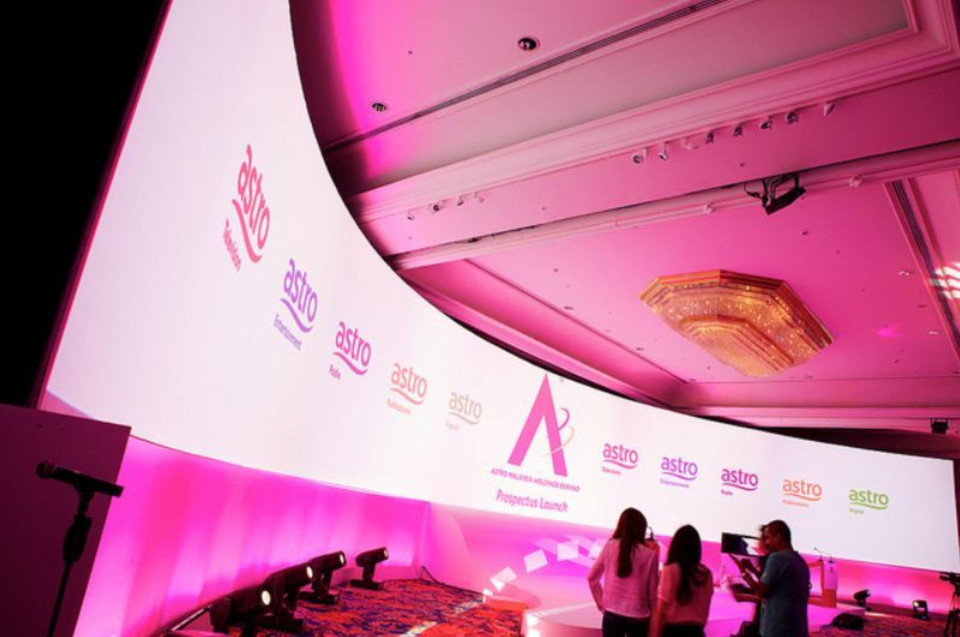 ShowTex FP Supermat Perforato for Prospectus Launch