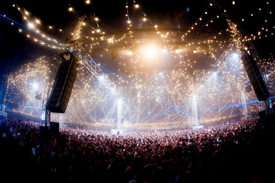 ShowTex Juncko, Spinnaker CS, PolyStretch, SuperMirror for Pukkelpop 2012