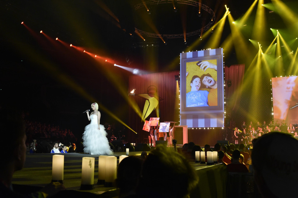 ShowTex Velours Puccini, Blackout 270, ShowLED Animation, EasyDrape, HiSpeed Motor 8000, Molton for Special Olympics