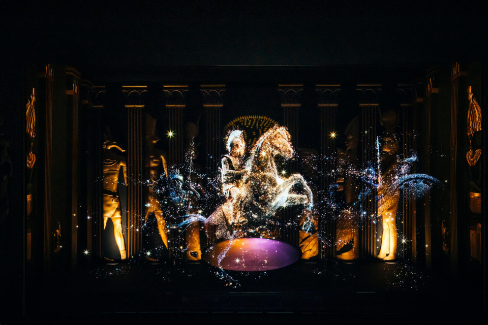 ShowTex GiantMirror Heavy for Cleopatra the Immersive Exhibition