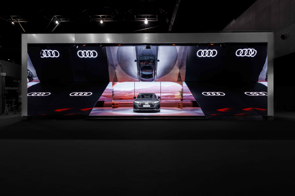ShowTex GiantMirror for Shanghai Design Week Audi Booth